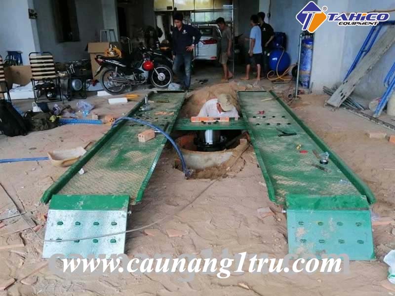 nen-lap-am-nen-hay-lap-noi-cau-nang-1-tru-rua-xe-o-to