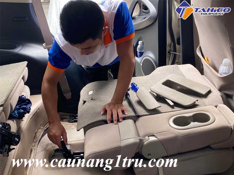 quy-trinh-rua-xe-voi-cau-nang-1-tru1