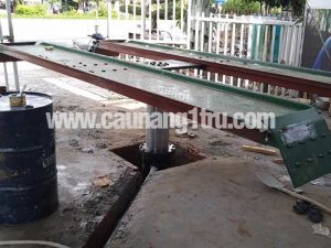 cau nang 1 tru rua xe ca mau