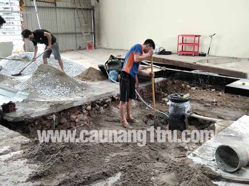 CAU NANG 1 TRU RUA XE THAI BINH-1
